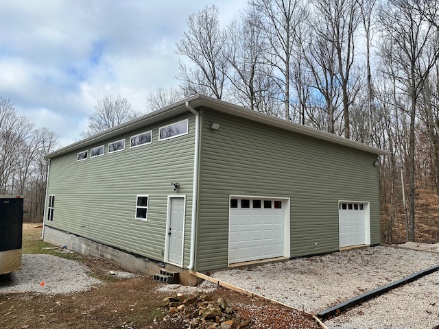 A custom garage built by Simply Garages in Florence, AL